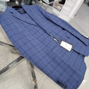 Monopetto blu a scacchi